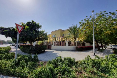 Βίλα σε Jumeirah Park, Dubai, ΗΑΕ 3 υπνοδωμάτια, 325 τ.μ. Αρ. 593185 - φωτογραφία 12