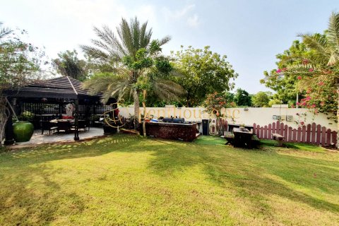 Βίλα σε Jumeirah Park, Dubai, ΗΑΕ 3 υπνοδωμάτια, 325 τ.μ. Αρ. 593185 - φωτογραφία 11