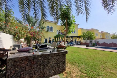 Βίλα σε Jumeirah Park, Dubai, ΗΑΕ 3 υπνοδωμάτια, 325 τ.μ. Αρ. 593185 - φωτογραφία 2
