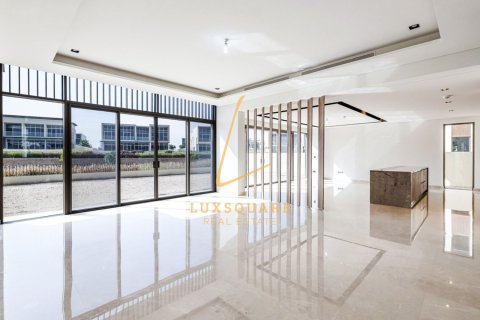 Villa en alquiler en Dubai Hills Estate, Dubai, EAU 5 dormitorios, 705 m2 № 726450 - foto 5
