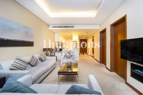 Huoneisto Downtown Dubai (Downtown Burj Dubai), Arabiemiraatit 1 makuuhuone, 67.44757800 m2 № 695676 - kuva 2