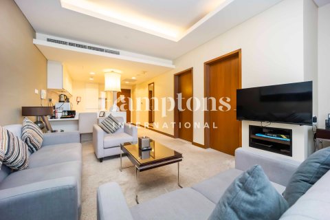 Huoneisto Downtown Dubai (Downtown Burj Dubai), Arabiemiraatit 1 makuuhuone, 67.44757800 m2 № 695676 - kuva 8