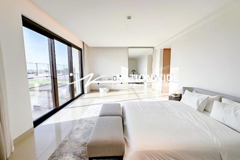 Villa till försäljning i Abu Dhabi, UAE 4 sovrum, 465 kvm Nr. 595630 - fotografi 13