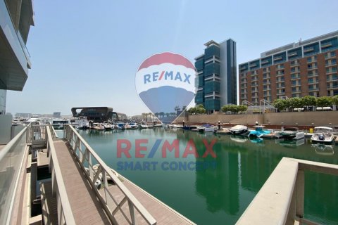 Al Raha Beach, Abu Dhabi, UAE의 임대용 아파트 침실 3개, 241.1제곱미터 번호 532233 - 사진 7