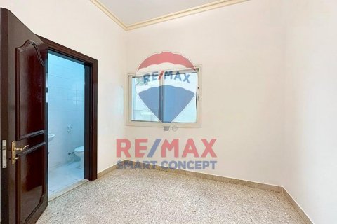 Villa à louer à Airport Road, Abu Dhabi, EAU 4 chambres, 443.1 m2 № 532237 - photo 14