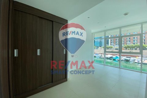 Appartamento in affitto a Al Raha Beach, Abu Dhabi, EAU 3 camere da letto, 241.1 mq. № 532235 - foto 12