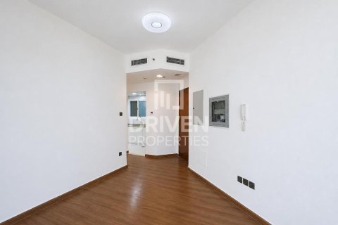 Apartmen di Jumeirah Lake Towers, Dubai, UAE 3 bilik tidur, 106.47 meter persegi № 757191 - foto 13