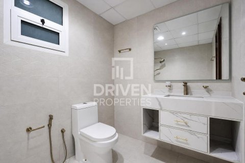Apartmen di Jumeirah Lake Towers, Dubai, UAE 3 bilik tidur, 106.47 meter persegi № 757191 - foto 12