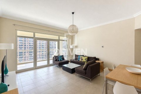 Квартира в Пальма Джумейра, Дубай, ОАЭ 2 спальни, 185.53м2 № 745533