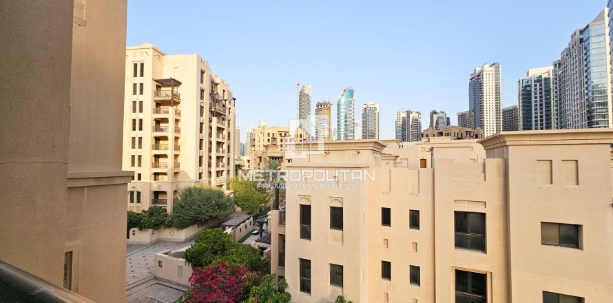 Old Town, Dubai, UAE의 아파트 침실 1개, 101제곱미터 번호 664098