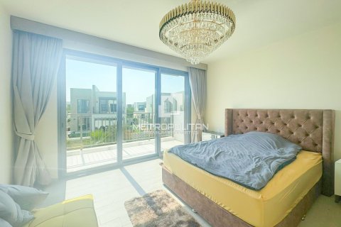 Dubai South (Dubai World Central), Dubai, UAE의 판매용 빌라 침실 3개, 476제곱미터 번호 664096 - 사진 9