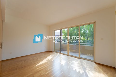 Villa till försäljning i Al Raha Gardens, Abu Dhabi, UAE 3 sovrum, 324.4 kvm Nr. 651971 - fotografi 13