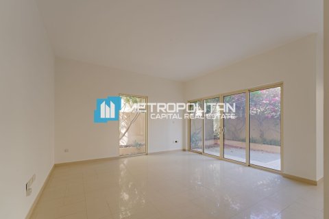 Villa till försäljning i Al Raha Gardens, Abu Dhabi, UAE 3 sovrum, 324.4 kvm Nr. 651971 - fotografi 6