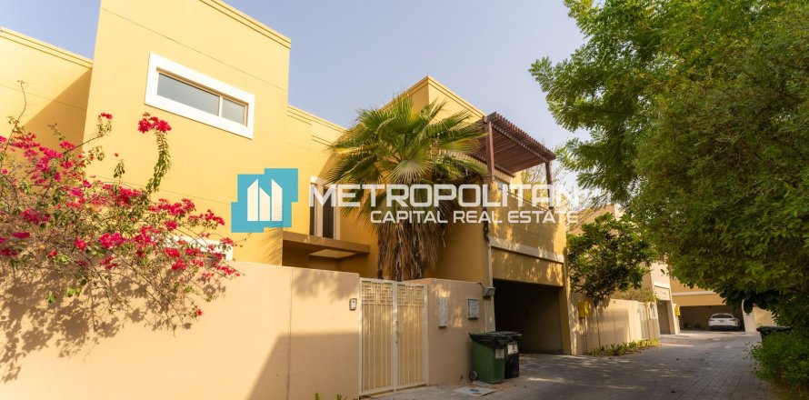 Villa i Al Raha Gardens, Abu Dhabi, UAE 3 sovrum, 324.4 kvm Nr. 651971
