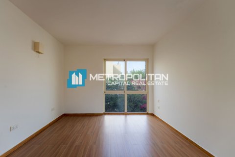 Villa till försäljning i Al Raha Gardens, Abu Dhabi, UAE 3 sovrum, 324.4 kvm Nr. 651971 - fotografi 11