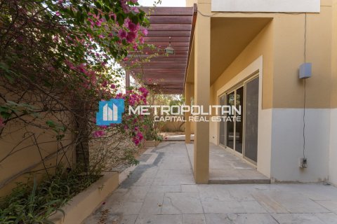 Villa till försäljning i Al Raha Gardens, Abu Dhabi, UAE 3 sovrum, 324.4 kvm Nr. 651971 - fotografi 21