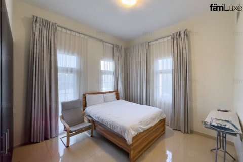 Vila u gradu Dubai, UAE 3 spavaće sobe, 574.9 m2 Br. 660508 - Slika 16