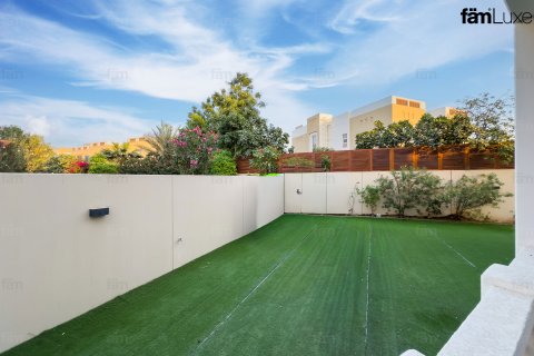 Vila u gradu Dubai, UAE 3 spavaće sobe, 574.9 m2 Br. 660508 - Slika 30