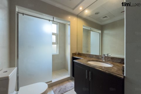 Vila u gradu Dubai, UAE 3 spavaće sobe, 574.9 m2 Br. 660508 - Slika 8
