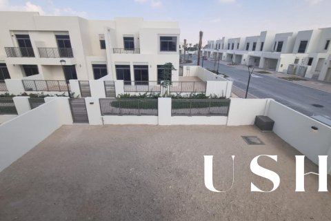 Town Square, Dubai, UAE의 임대용 타운하우스 침실 4개, 426제곱미터 번호 620415 - 사진 23