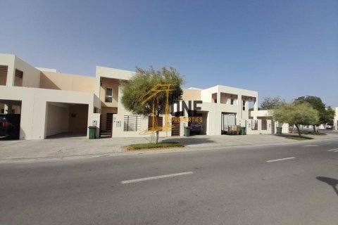 Kuća u nizu u Mina Al Arab, Ras Al Khaimah, UAE 205.8 m2, 3 spavaćih soba Br. 588308