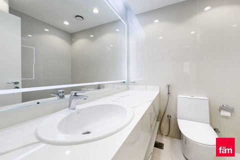 Villa in Dubai, UAE 4 bedrooms, 468.5 sq.m. № 753270 - photo 15