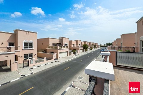 Villa in Dubai, UAE 4 bedrooms, 468.5 sq.m. № 753270 - photo 21