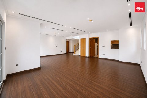 Vila u Dubai, UAE 4 spavaćih soba, 524.9 m2 Br. 753271 - fotografija 3