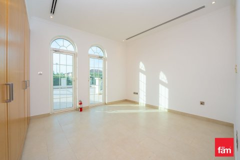 Vila u Dubai, UAE 4 spavaćih soba, 524.9 m2 Br. 753271 - fotografija 14