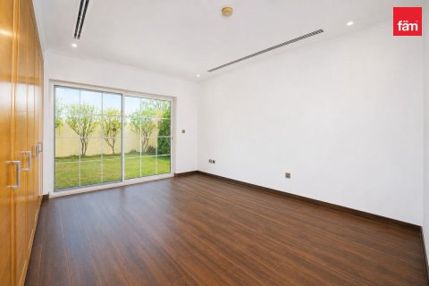 Vila u Dubai, UAE 4 spavaćih soba, 524.9 m2 Br. 753271 - fotografija 6