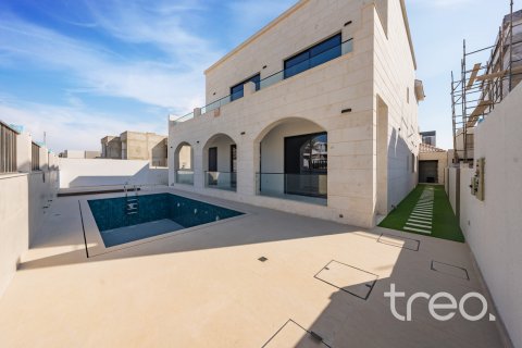 Villa in Al Furjan, Dubai, VAE: 5 Schlafzimmer, 606.84 m2 Nr. 733918