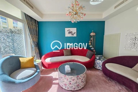 Maison de ville à louer à Dubai, EAU 3 chambres, 142.14 m2 № 740980 - photo 4