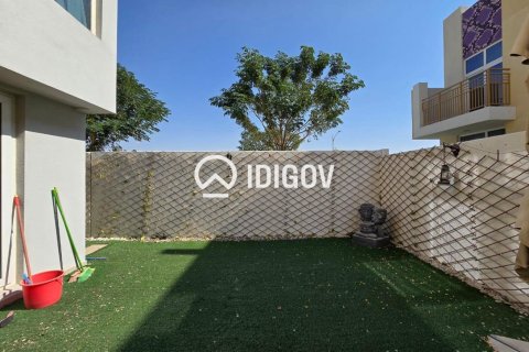 Shtëpi në qytet në Dubai, Emiratet e Bashkuara Arabe 3 dhoma gjumi, 142.14 m2. № 740980