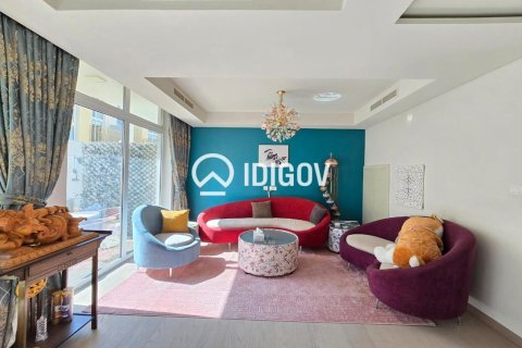 Maison de ville à louer à Dubai, EAU 3 chambres, 142.14 m2 № 740980 - photo 5