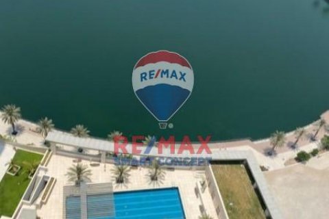 Huoneisto Al Reem Island, Abu Dhabi, Arabiemiraatit 3 makuuhuonetta, 179.2 m2 № 532304 - kuva 2