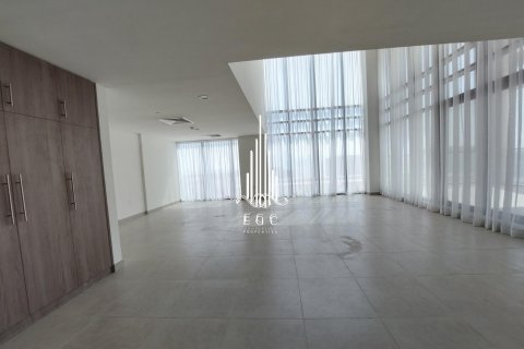 Leilighet til salgs i Saadiyat Island, Abu Dhabi, Emiratene 4 soverom, 341.4 kvm Nr. 549015 - Foto 2