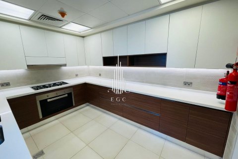 Vila na Yas Island, Abu Dhabi, UAE 5 spavaće sobe, 529.5 m2 Br. 549014 - Slika 12