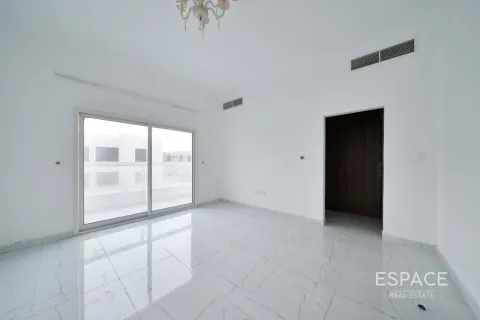 Rijtjeshuis te huur in Al Furjan, Dubai, VAE 3 slaapkamers, 265 vr.m., nr 738417 - foto 7