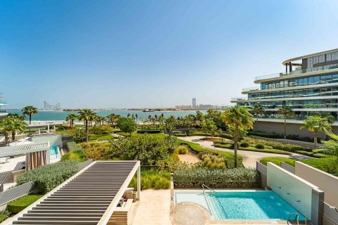 Apartment i Palm Jumeirah, Dubai, UAE 3 soveværelser, 606 kvm № 734203