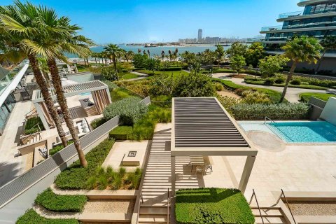 Apartment til salg i Palm Jumeirah, Dubai, UAE 3 soveværelser, 606 kvm № 734203 - foto 2