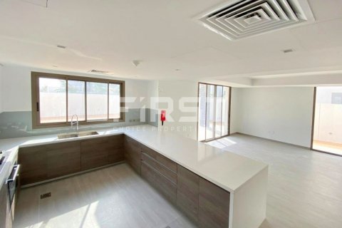 Városi lakóépület itt: Yas Island, Abu Dhabi, EAE, 4 hálószoba, 347.1 m², azonosító: 407827 - fénykép 4