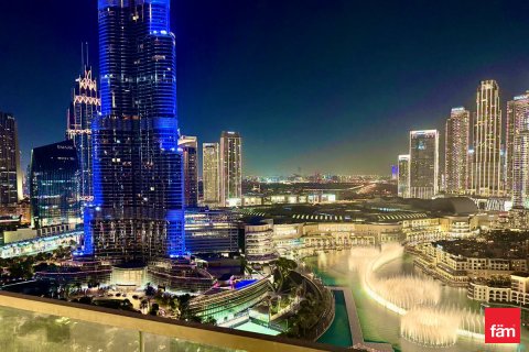דירה ב Downtown Dubai (Downtown Burj Dubai), Dubai, איחוד האמירויות 2 חדרי שינה, 111.6 מ