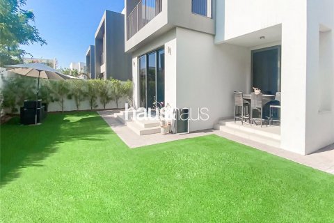 Βίλα σε Dubai Hills Estate, Dubai, ΗΑΕ 3 υπνοδωμάτια, 288 τ.μ. Αρ. 627132