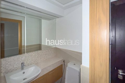 Apartment in Downtown Dubai (Downtown Burj Dubai), Dubai, UAE 1 bedroom, 75 sq.m. № 627130 - photo 8