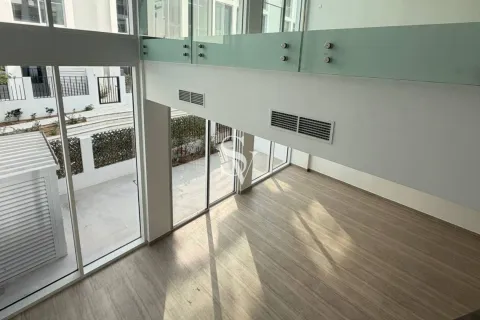 Зняти в оренду таунхаус в Аль-Барари, Дубай, ОАЕ 4 спальні, 240м2, № 722885 - фото 2