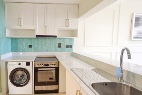 Apartmen di Jumeirah Islands, Dubai, UAE 1 bilik tidur, 90 meter persegi № 758434 - foto 4
