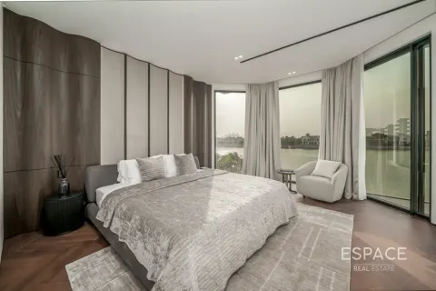 Villa in vendita a Palm Jumeirah, Dubai, EAU 5 camere da letto, 594 mq. № 649906 - foto 15