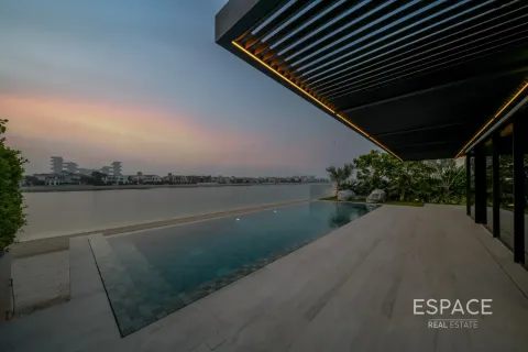 Villa in vendita a Palm Jumeirah, Dubai, EAU 5 camere da letto, 594 mq. № 649906 - foto 20