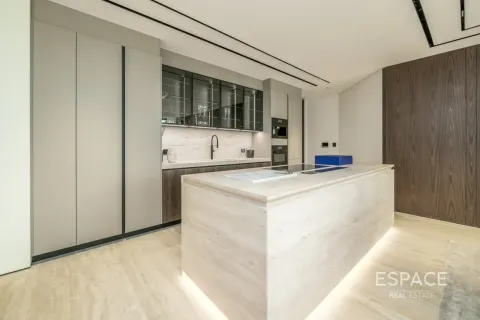 Villa in vendita a Palm Jumeirah, Dubai, EAU 5 camere da letto, 594 mq. № 649906 - foto 8