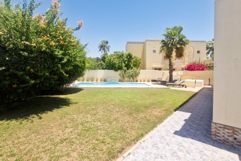 Willa w Meadows, Dubai, ZEA 6 sypialnie, 796.56 mkw. nr 750216